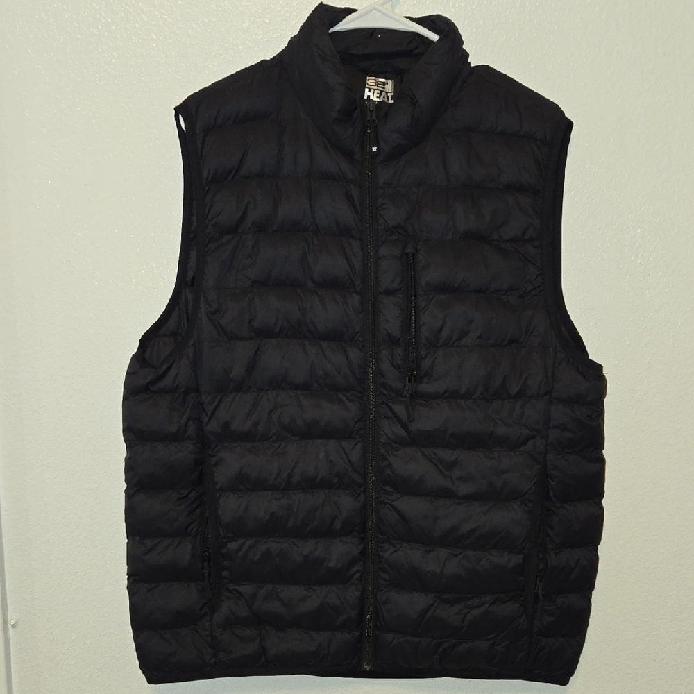 32 Degrees Men's Black Puffer Vest